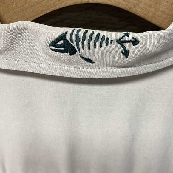 Mammoth Fishing Shirt With Unique Fishing License Pocket - Picture 7 of 12